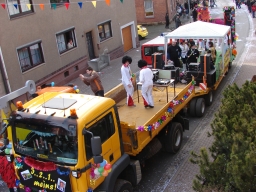 Um08